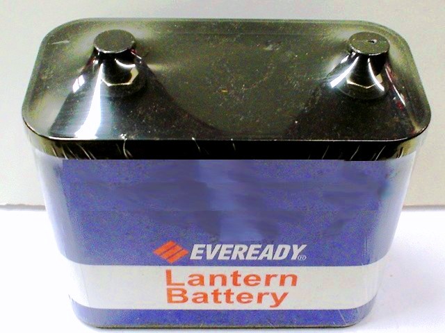 Vintage Eveready Lantern Battery No. 9101 NEDA 918C 6 Volts